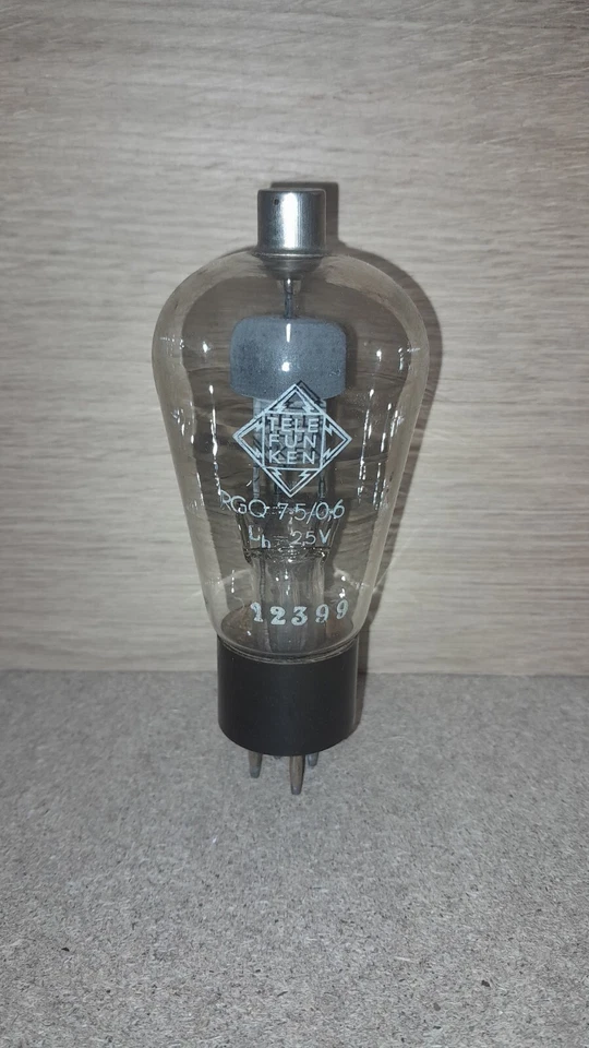 RGQ 7.5/0.6 Telefunken , Half wave rectifier tube - Imagem 1 de 1