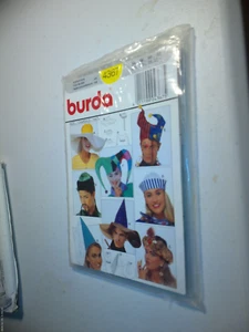 Cappello costume Burda modello cucito 4367 - Foto 1 di 1