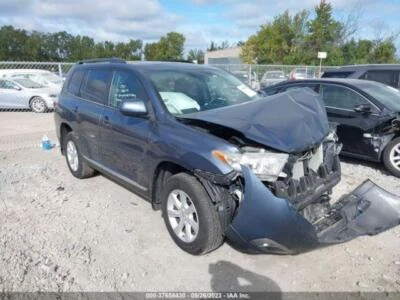 Conjunto de bomba y motor ABS usado se adapta a: actuador y bomba Toyota Highlander 2012 Foto 1 de 4