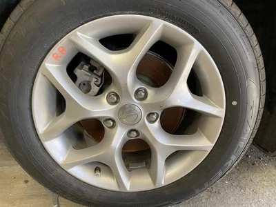 Wheel Road Wheel Aluminum 18x7-1/2 5 Y Spoke Painted Fits 17-18 PACIFICA 1899503 - Image 1 of 4