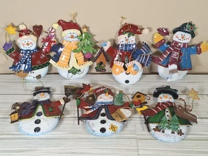 7 Metall Schneemann Besen Schal Mütze Laterne Weihnachtsschmuck Urlaub ~ 5 Zoll Pullover - Bild 1 von 5