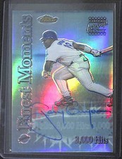 2000 Finest Moments Refractor Autograph #FM3 Tony Gwynn