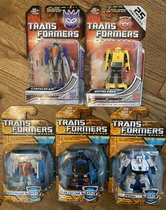 Transformer LOT of 5 RTS Universe Starscream Bumblebee Prowl Trailcutter Shield - Picture 1 of 2