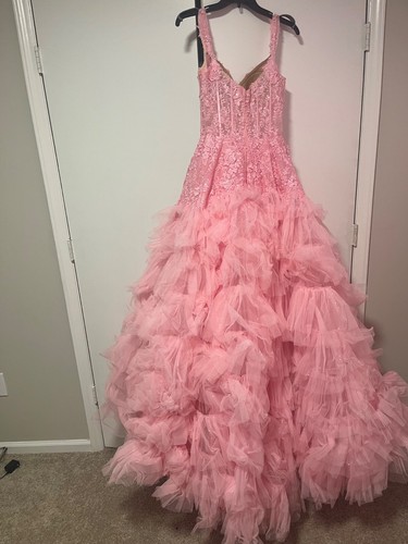 Bellissimo abito da ballo Sherri Hill rosa