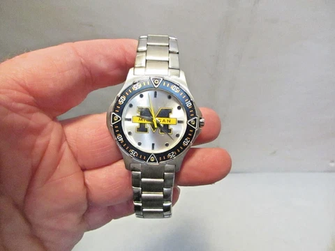 Michigan Wolverines Men's Watch Stainless Steel Japan Movement Silver Tone Band Cover