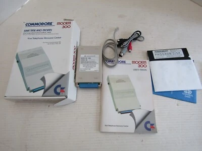 VINTAGE COMPUTER COMMODORE PHONE ACCESSORY MODEM 300 MODEL 1660 PART - Image 1 of 3