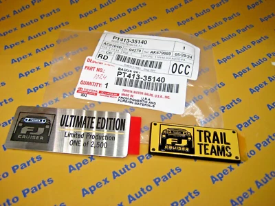 Toyota FJ Cruiser Ultimate Edition Trail Teams Nameplates Emblems Genuine OEM Foto 1 de 4