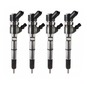 4x 0445110457 5801470098 0986435254 Fuel Injectors for Holland Iveco John Deere - Foto 1 di 9