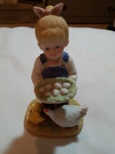 DEBBIE Denim Days by Homco 1985 "Gathering Eggs" Figurines- #1509  - Picture 1 of 12