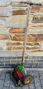 ANTIQUE LAWN MOWER RANSOMES IPSWICH CAST IRON PUSH ALONG WOODEN HANDLE - WORKING - Picture 1 of 11