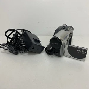 Caméscope DVD-R Hitachi DZ-MV730A avec cordons de charge et étui de transport FONCTIONNE - Photo 1/16