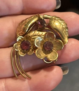 Floral Pin Brooch With Amber Stones Coro? - Picture 1 of 2