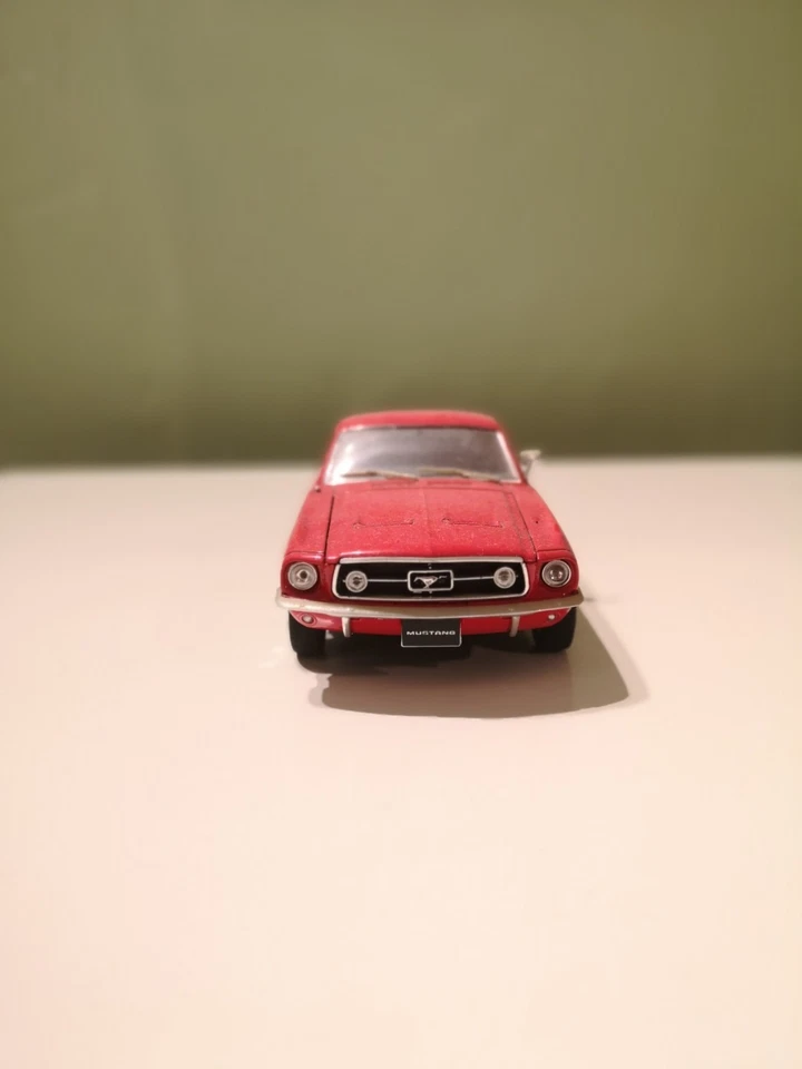 Ford Mustang GT Fastback 1967 Red 1:24 WELLY 2688 - Immagine 1 di 4