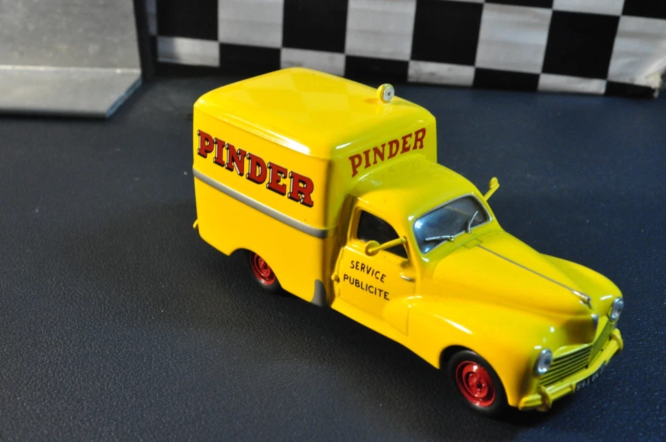1/43 CIRCO PINDER-PEUGEOT 203 VAN  SERVICE - Immagine 1 di 2