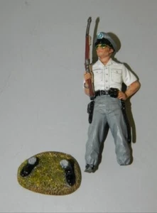 King & Country's VN176a South Vietnamese National Police “The White Mice” DAMAGE - Picture 1 of 3