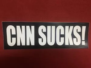 "¡CNN APESTA!" Calcomanía pegatina para parachoques de ventana de vinilo 10"" x 3""" - Imagen 1 de 1