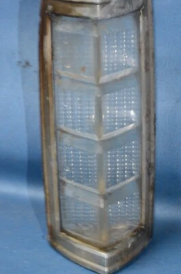 Lente bisel luz de estacionamiento delantera derecha Ford Thunderbird 1977-1979 SAE-1P-77 TD Foto 1 de 4