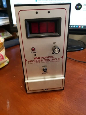 POWERS PROCESS CONTROLS model 2A3 OUTPUT  CONTROL SYSTEM  500-2040 - Image 1 of 4