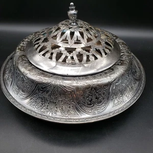 Wilcox Silver Plate Co Paisler N811 Centerpiece Bowl w/ Reticulated Lid 9.5" - Picture 1 of 13