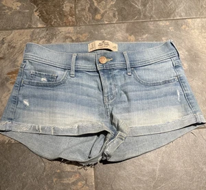 Hollister Distressed Light Denim Shorts Low Rise Short-Short Y2k Size 3/26 - Picture 1 of 7