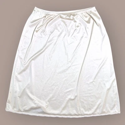 Cabernet Half Slip Hollywood satinado sedoso para mujer grande vintage Foto 1 de 4