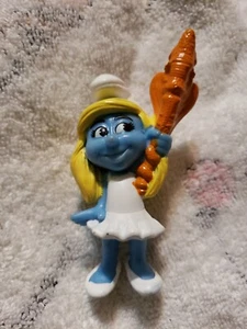 The Smurfs 2 - McDonalds Happy Meal Toy - Smurfette - Loose - Picture 1 of 3