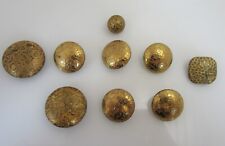 Ensemble de boutons métalliques vintage texturés design surélevé fleur tourbillonnant ton or