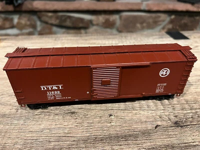 Scaletrains S Scale DT&I Boxcar #11699 - Image 1 of 4