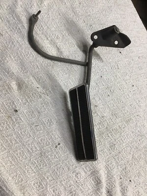 1968 1969 Pontiac Firebird Gas Throddle Assembly Deluxe - Imagem 1 de 3