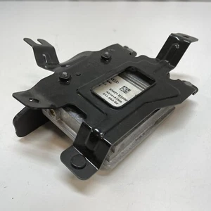 2015 - 2016 HYUNDAI GENESIS OEM REAR RIGHT BLIND SPOT CONTROL MODULE 95821B1000 - Picture 1 of 12