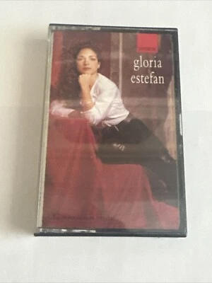 Gloria Estefan Cassette Tape Exitos de by Gloria Estefan Sep-1990 Spanish Tejano - Image 1 of 4