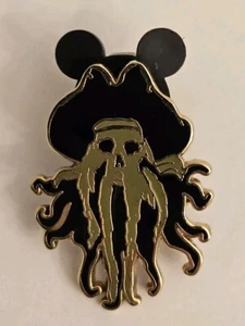 Walt Disney World Pirates of The Caribbean At World's End Mini Davy Jones Pin - Picture 1 of 8