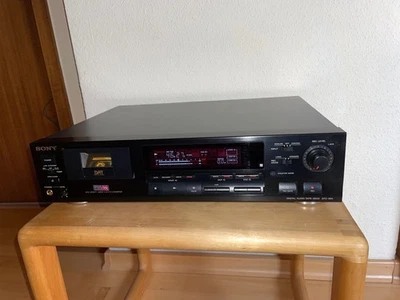 Sony DTC-690 Digital Audio Tape Deck voll funktionsfähig! - Bild 1 von 4