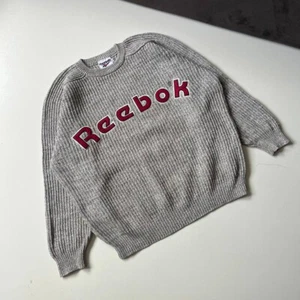 Suéter Reebok Vintage Años 80 Logo Cuello Redondo Gris Para Hombre Talla L - Imagen 1 de 21