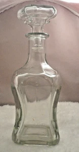 BOTELLA DE LICOR DECORATIVA DE VIDRIO TRANSPARENTE VINTAGE CON TAPÓN - FORMA DE RELOJ DE ARENA - Imagen 1 de 7