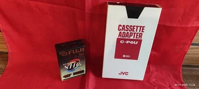 JVC C-P6U Compact VHS Cassetten Adapter SVHS - Kompakt Kassetten Adapter - Bild 1 von 4