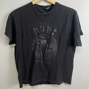Camiseta The Hunt New York NYC Negra Sobre Negra Adulto L - Imagen 1 de 6