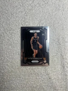 San Antonio Spurs NBA 2023-24 Panini Prizm #136 Victor Wembanyama Rookie Card RC - Foto 1 di 5