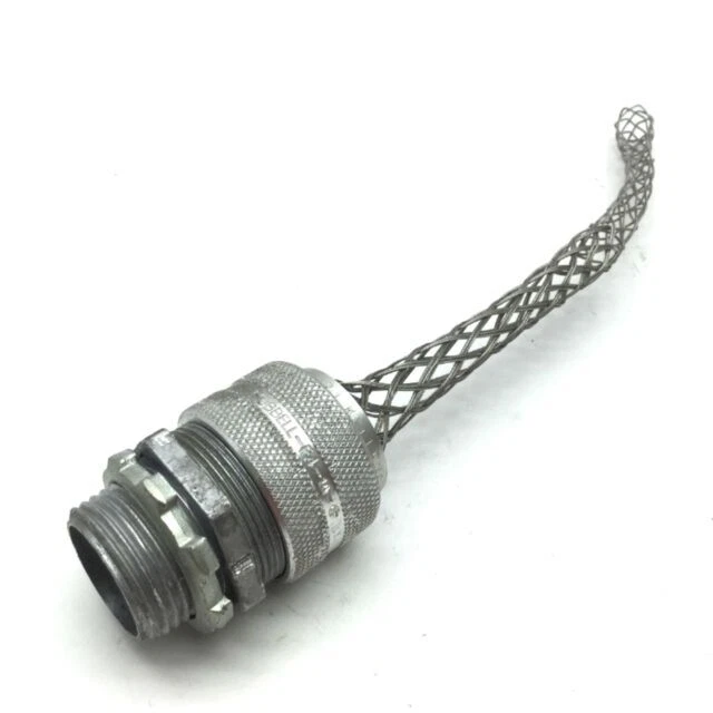 Hubbell Deluxe Cord Grips - Straight Male, 10.25" (07401027)