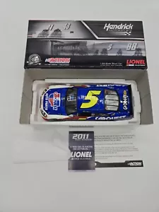 Mark Martin #5 Carquest Ricambi Auto 2011 Chevrolet Impala 1:24 Lionel CX51821CQMM - Foto 1 di 23