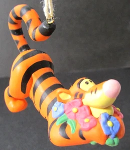 Hallmark Spring Easter Ornament 1998 TIGGER in the GARDEN No Box - Picture 1 of 7