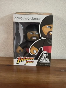 Hasbro, 2008 - INDIANA JONES CAIRO SWARDSMAN - MIGHTY MUGGS - New in Box - Picture 1 of 8