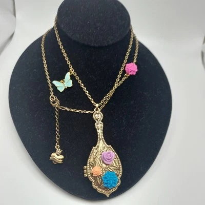 Collar Vera Wang Princesa Espejo 3" 12" con Adorno. En caja original $12.firm Foto 1 de 4