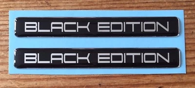 JAKEDESIGNS 2 x EDIZIONE NERA Adesivi/Decalcomanie - Cromato su Nero - GEL A CUPOLA LUCIDO