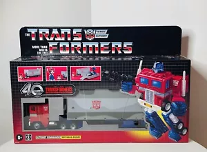 Transformers G1 Retro Reissue OPTIMUS PRIME Action Figure 40th Anniversary New - Picture 1 of 9