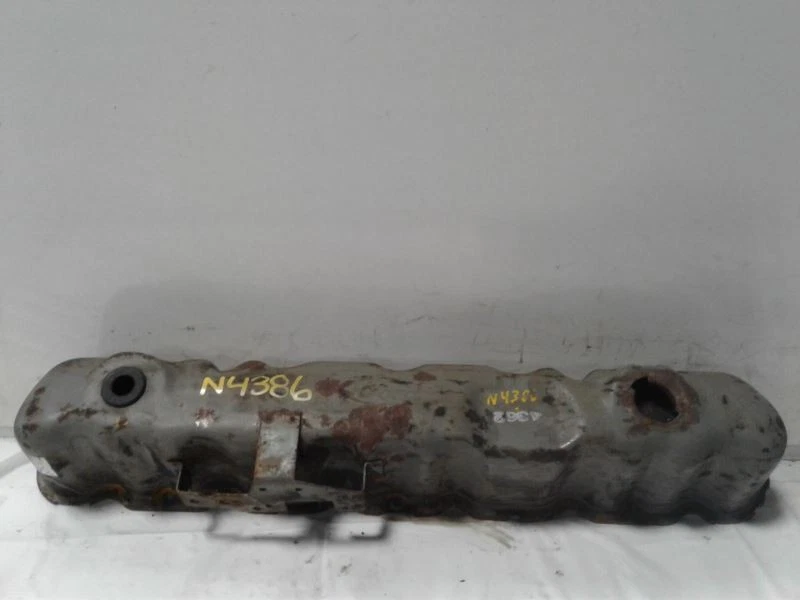 Cubierta de válvula Fairmont 1983 1274699 Foto 1 de 3