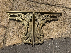 Pair Of Heavy Vintage Brass Wall Brackets - Picture 1 of 12