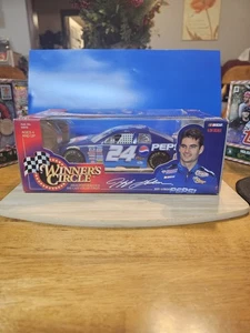 JEFF GORDON 1998 WINNERS CIRCLE # 24 PEPSI 1:24 SCALE DIECAST COLLECTIBLE - Picture 1 of 2