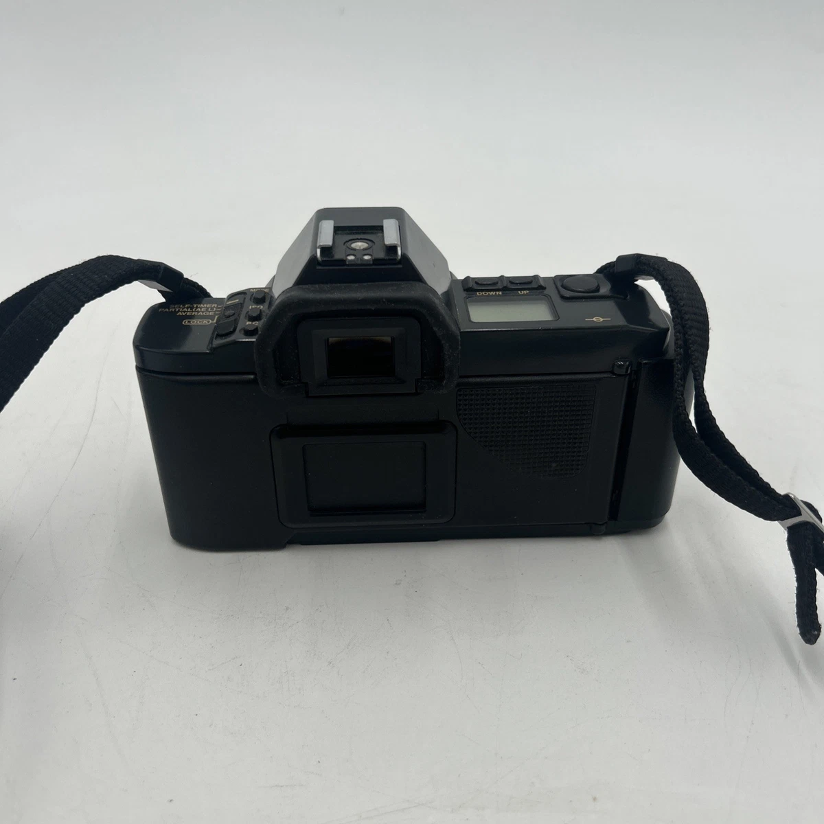 CANON T70 ジャンク品 CANON T70 ビープ音が寂しく鳴り響くジャンクカメラ ネット上に修理