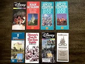 1988 Vintage WALT DISNEY WORLD Guide Book/Pamphlet Lot - Picture 1 of 2